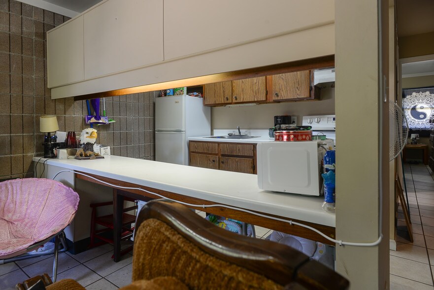 More Photos Of 212 Old Belwood Rd, Calhoun Apartments For Sale