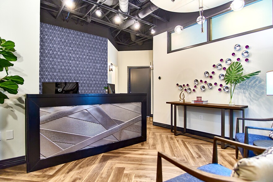 More Photos Of 1612 Westgate Cir, Brentwood Office For Lease