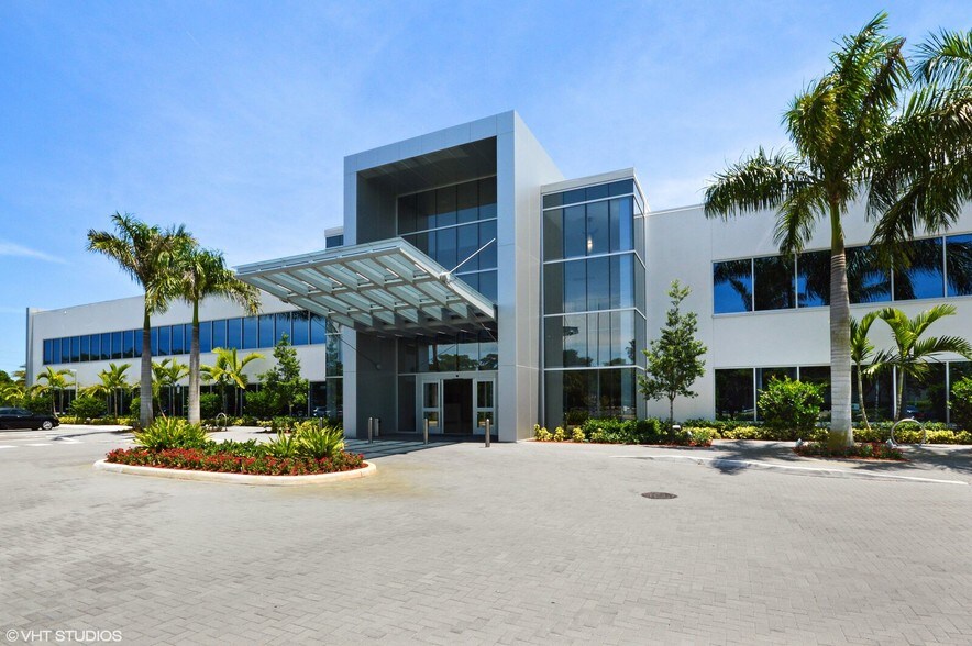 More Photos Of 750 Park of Commerce Dr, Boca Raton Office For Lease