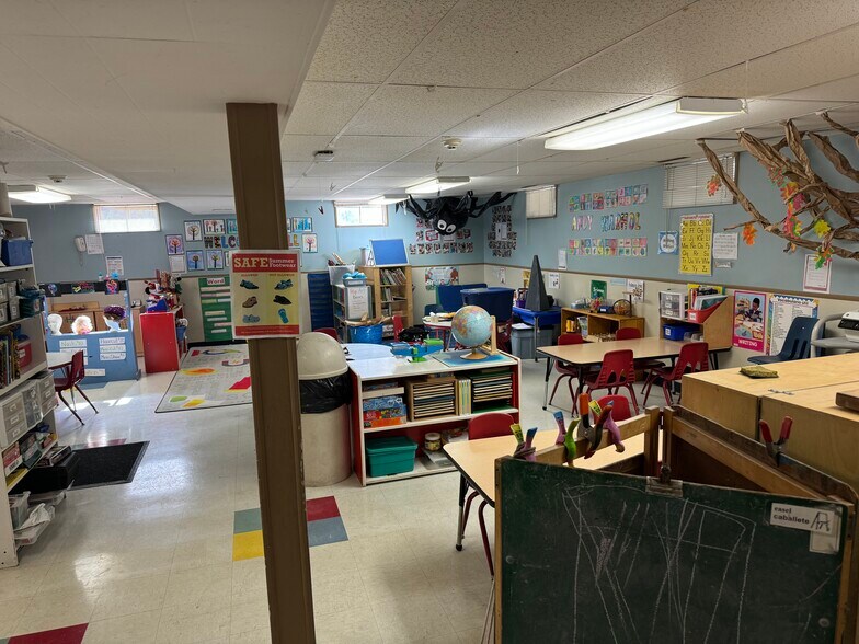 More Photos Of 4717 W Crystal Lake Rd, Mchenry Daycare Center For Sale