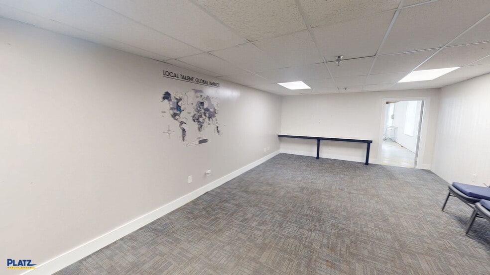 More Photos Of 360 E Federal St, Youngstown Manufacturing For Lease