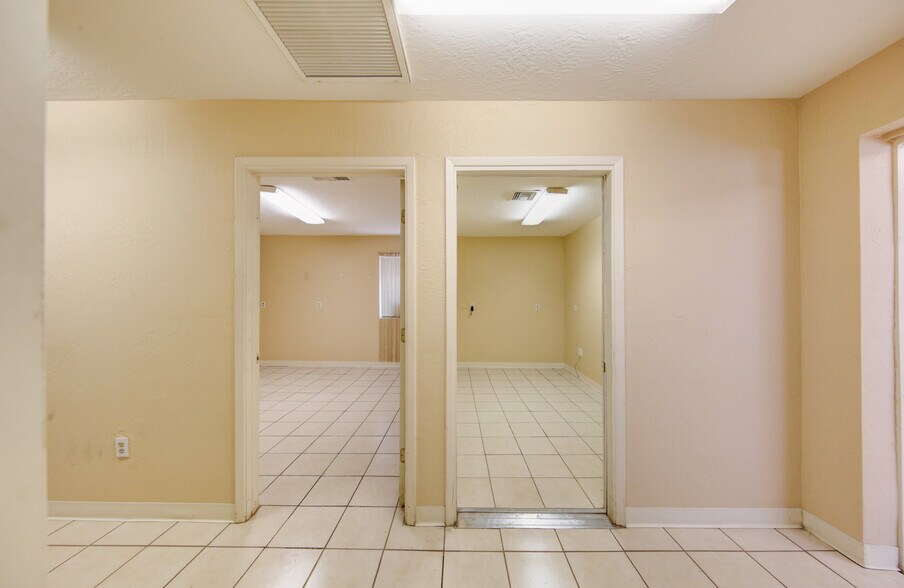 More Photos Of 11613 NW Grand Ave, El Mirage Light Distribution For Sale