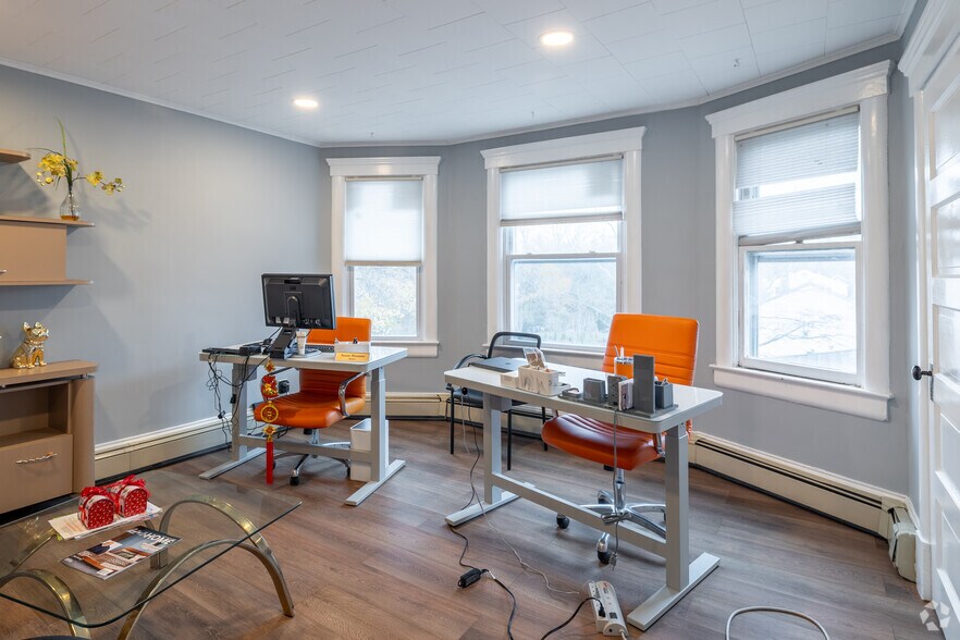 More Photos Of 149 W Main St, Freehold Medical For Sale