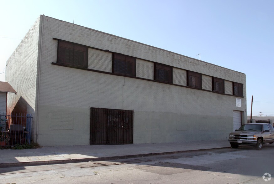 More Photos Of 6809 S Victoria Ave, Los Angeles Service For Lease