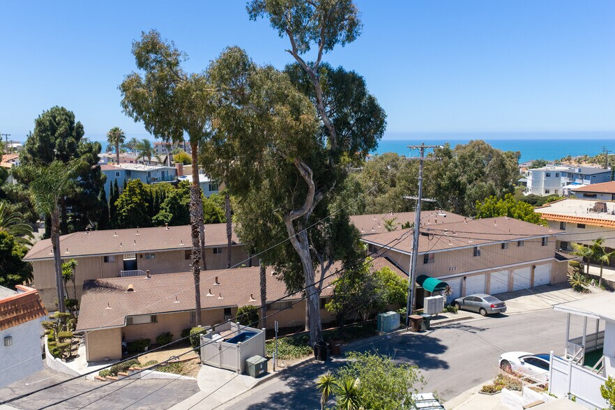 Primary Photo Of 211 W Marquita, San Clemente Apartments For Sale