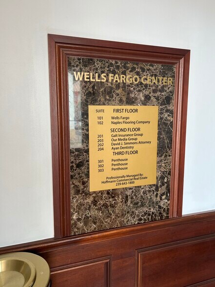 More Photos Of 900 5th Ave S, Naples Storefront Retail Office For Lease