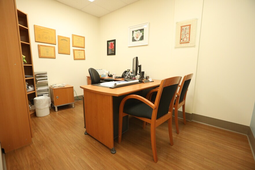 More Photos Of 211-20 Union Tpke, Oakland Gardens Storefront Retail Office For Sale