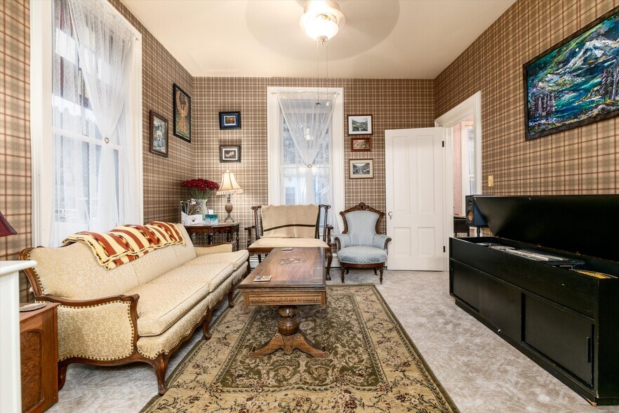 More Photos Of 200 Rose St, Georgetown Hospitality For Sale