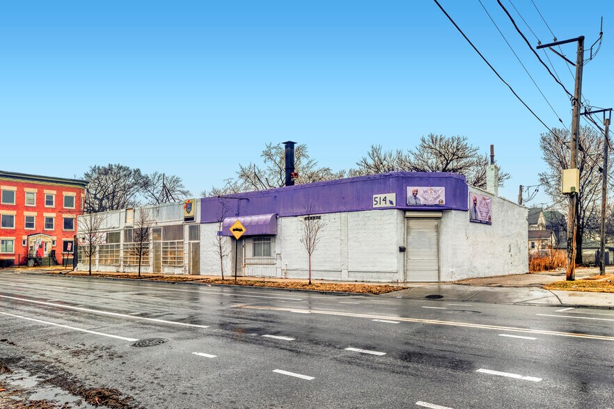 More Photos Of 514 W 71st St, Chicago General Retail For Sale