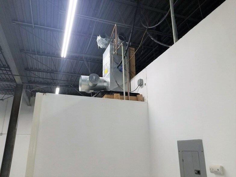 More Photos Of 420 Kelley Dr, West Berlin Light Manufacturing For Lease