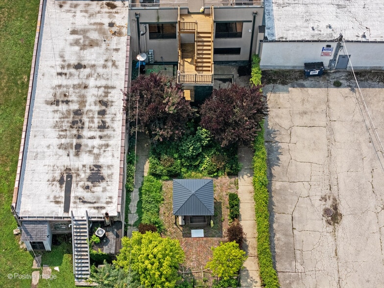 More Photos Of 1817 Church St, Evanston Loft Creative Space For Sale