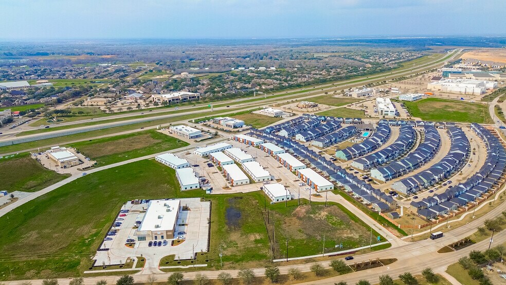 More Photos Of 5151 Meadow Ranch Pky, Richmond Office For Lease