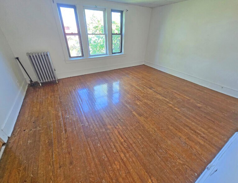 More Photos Of , Springfield Multifamily For Sale