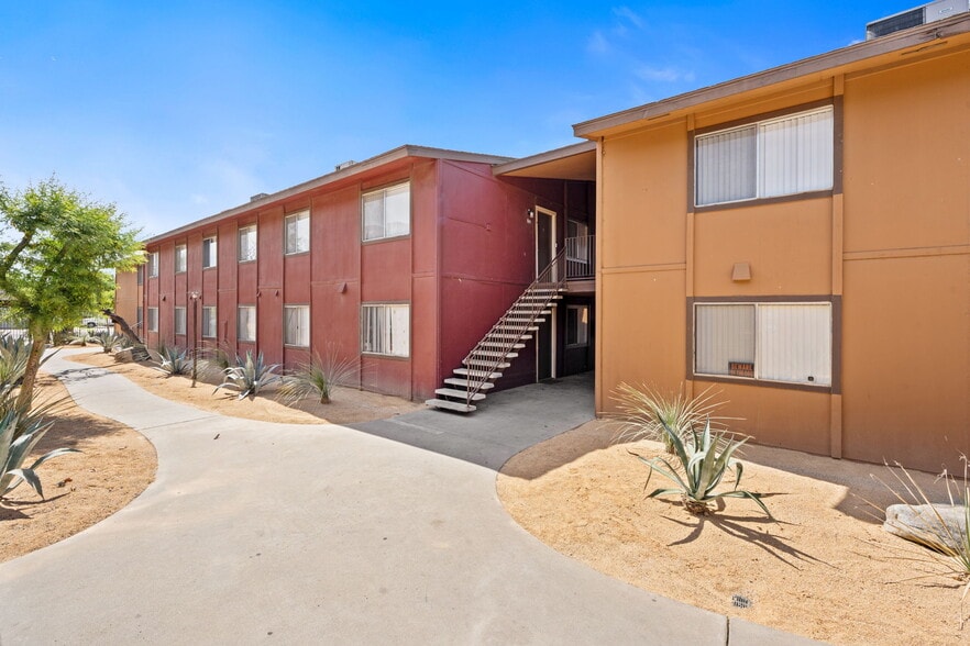 More Photos Of 4585 E McKinley Ave, Fresno Apartments For Sale