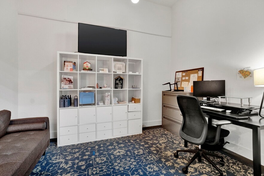 More Photos Of 620 Rutherford St, Greenville Loft Creative Space For Lease