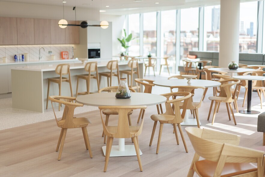 More Photos Of 80-100 Victoria St, London Office For Lease