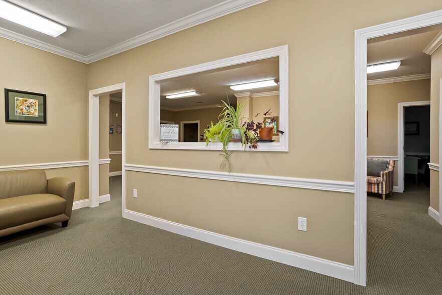 More Photos Of 112 Byram Pky, Byram Office For Sale