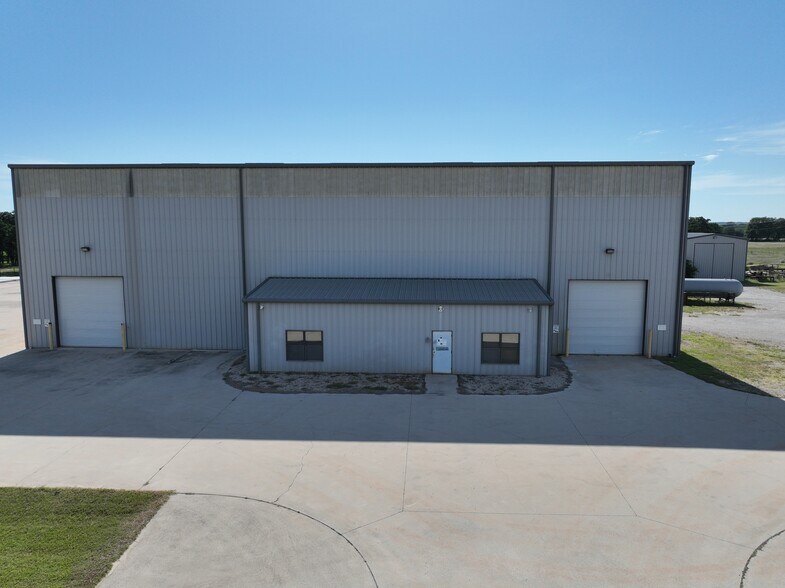 More Photos Of 464 Cool Jct, Millsap Manufacturing For Lease