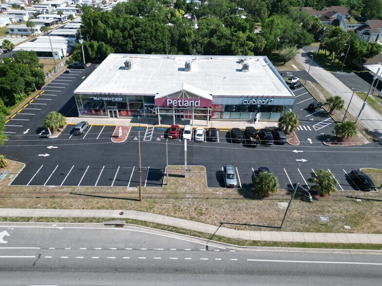 Primary Photo Of 10289 Ulmerton Rd, Largo Freestanding For Sale
