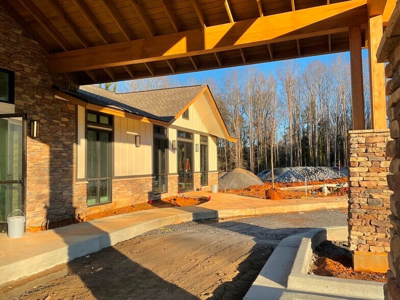 More Photos Of 1021 Barber Creek Dr, Watkinsville Medical For Lease