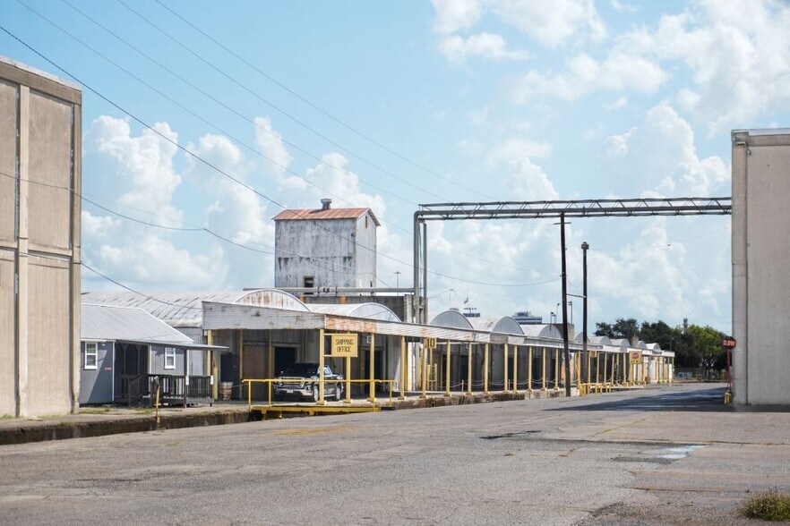 Primary Photo Of 201 N 19th St, Corpus Christi Warehouse For Sale