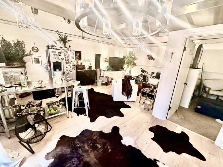 More Photos Of 296 White Bridge Pike, Nashville Loft Creative Space For Lease