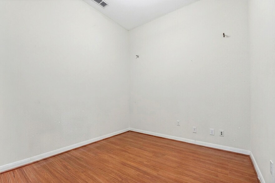 More Photos Of 3975 E Hwy 290, Dripping Springs Self Storage For Sale