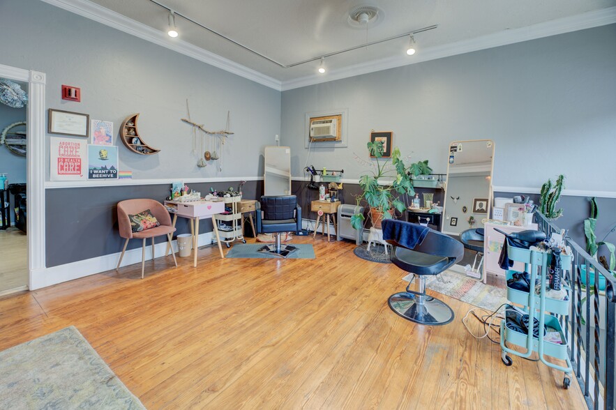 More Photos Of 257 Warren Ave, East Providence Storefront For Sale
