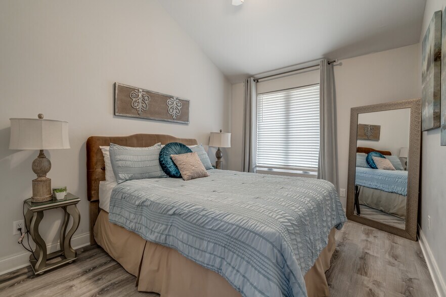 More Photos Of 12204 E County Road 76, Coyle Specialty For Sale