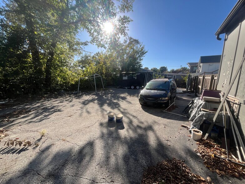 More Photos Of 6917 W 76th St, Overland Park Office For Lease