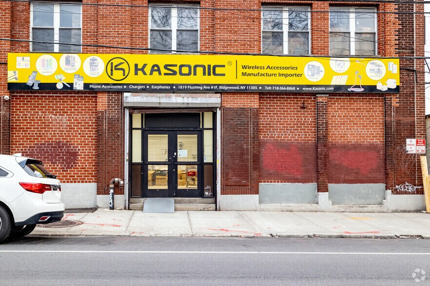 More Photos Of 1819 Flushing Ave, Ridgewood Warehouse For Lease