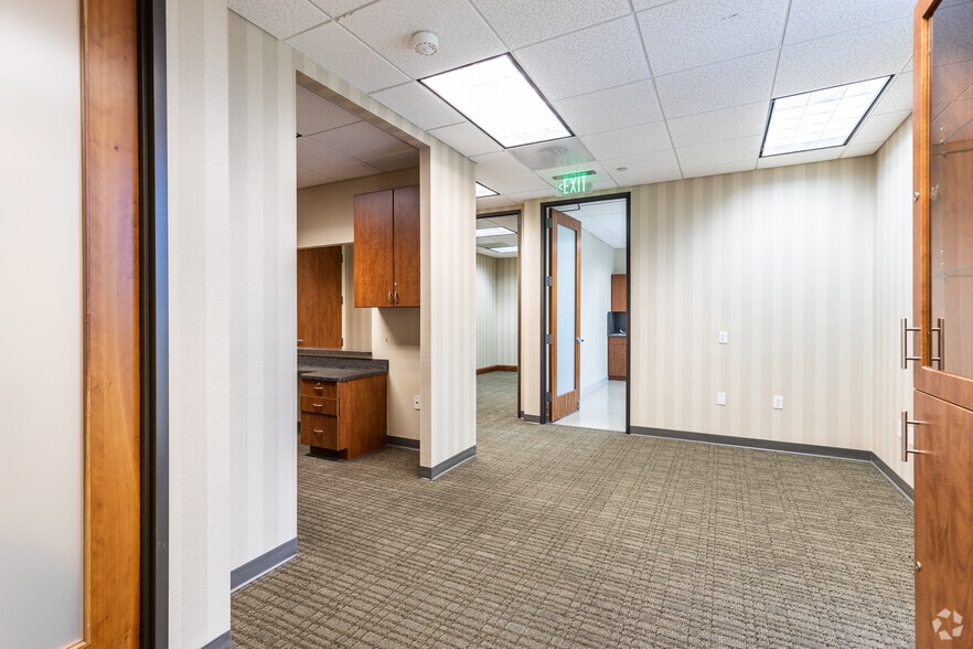 More Photos Of 9155 S Dadeland Blvd, Miami Unknown For Lease