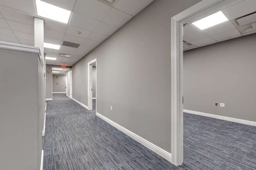 More Photos Of 7 E Central Ave, Pearl River Storefront For Lease