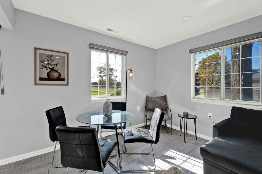 More Photos Of 23225 Deanhurst St, Clinton Township Apartments For Sale