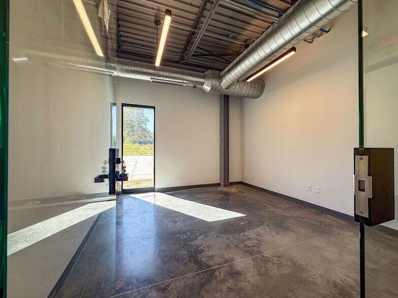 More Photos Of 8989 Weier Rd, Pevely Industrial For Sale