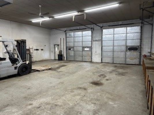 More Photos Of 518 Burnham St, South Windsor Service For Lease