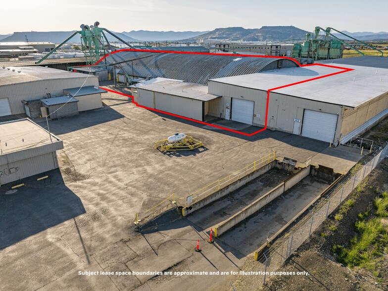 Primary Photo Of 1385 Antelope Rd, White City Manufacturing For Lease