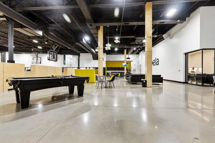 More Photos Of 1278-1296 Sandhill Rd, Orem Office For Sale