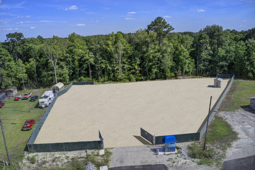 More Photos Of 7083 US-17 Hwy, Ravenel Land For Sale