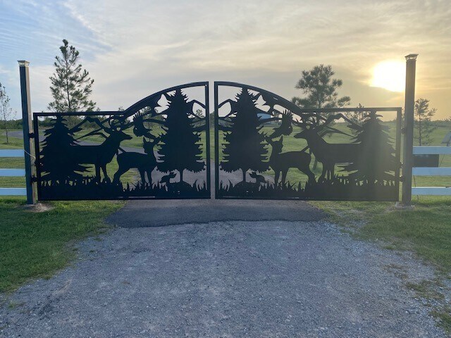 More Photos Of 515 US Highway 77, Ardmore Warehouse For Sale