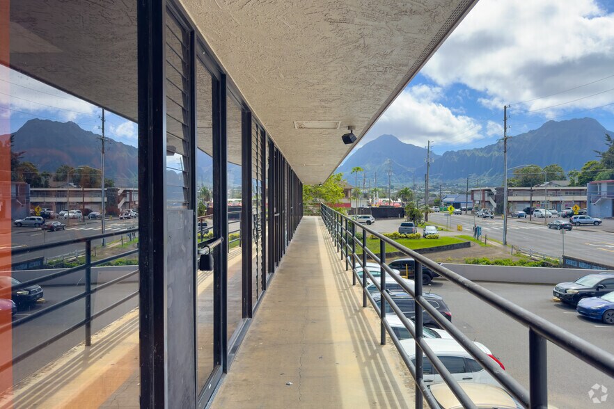 More Photos Of 45-1117 Kamehameha Hwy, Kaneohe Storefront Retail Office For Lease