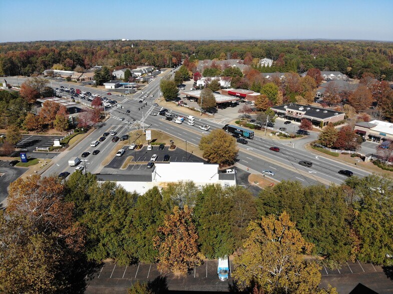 More Photos Of 10971 Crabapple Rd, Roswell Freestanding For Sale