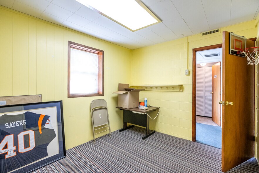 More Photos Of 420 E Pike St, Kirklin Religious Facility For Sale