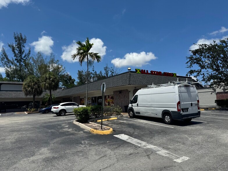 More Photos Of 7529-7575 W Oakland Park Blvd, Lauderhill Unknown For Sale