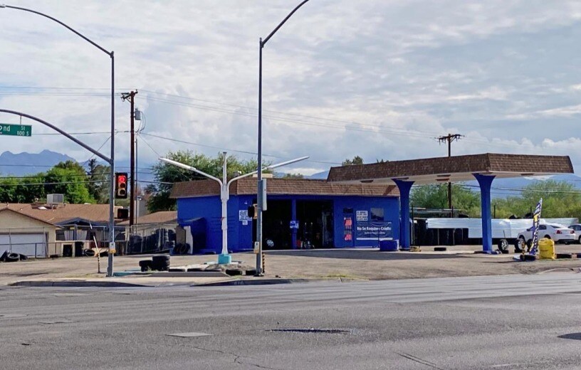 More Photos Of 2501 E 22nd St, Tucson Auto Repair For Sale