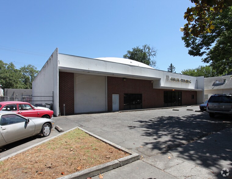 More Photos Of 1819 E St, Sacramento Flex For Sale