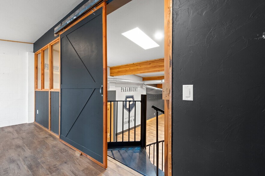 More Photos Of 1774 Riverside Dr, Suamico Freestanding For Lease