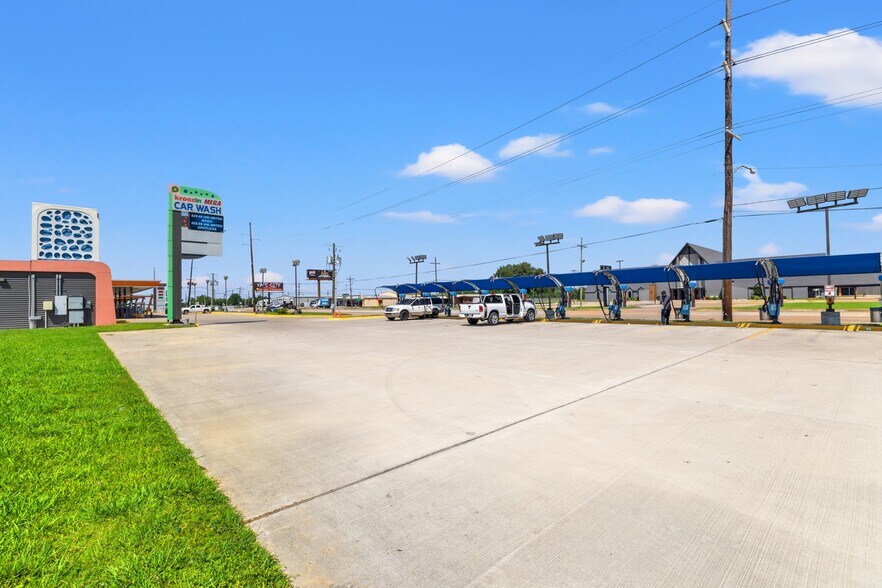 More Photos Of 5325 N Twin City Hwy, Port Arthur Carwash For Sale