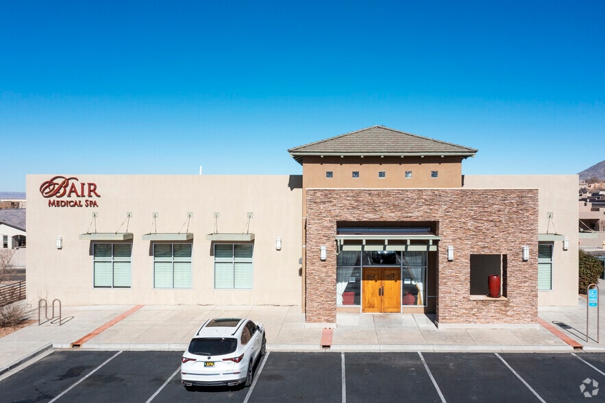 More Photos Of 8850 Holly St NE, Albuquerque Unknown For Lease