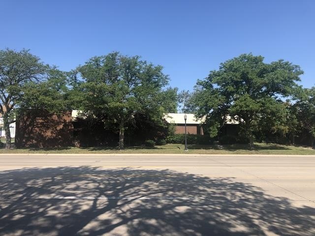 More Photos Of 3620 Biddle Ave, Wyandotte Medical For Sale